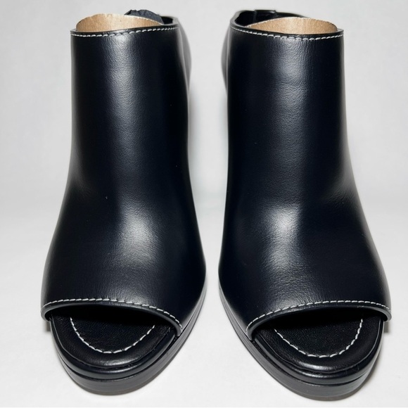 Burberry Lightwell Peeptoe Mules in Black - Picture 3 of 9
